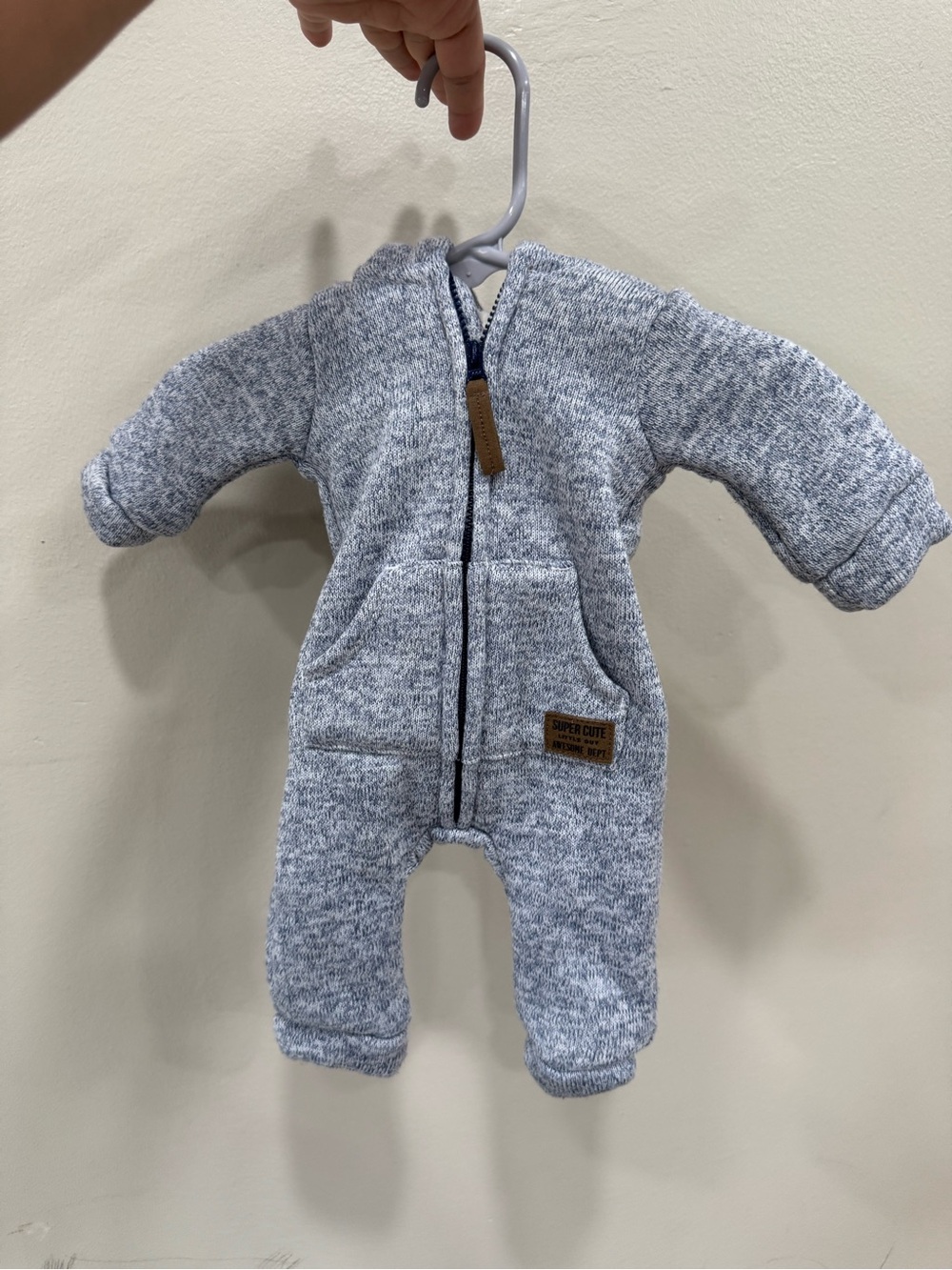 Carter’s newborn winter jumpsuit size NB